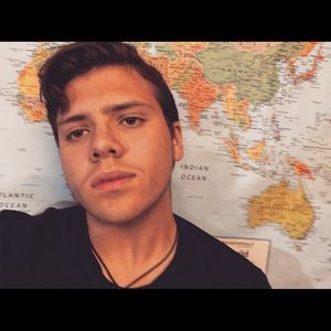 Meet your Posher, Aden